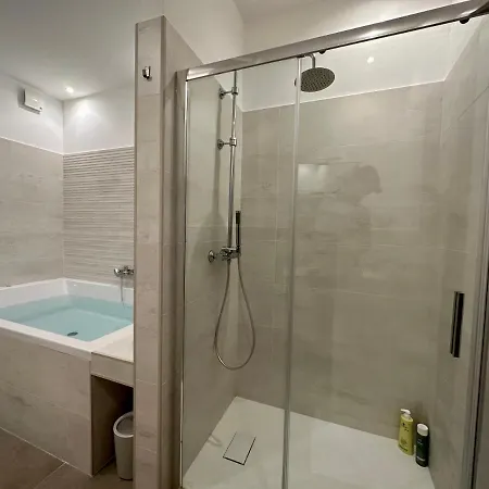 Attico Con Mini Piscina E Terrazza