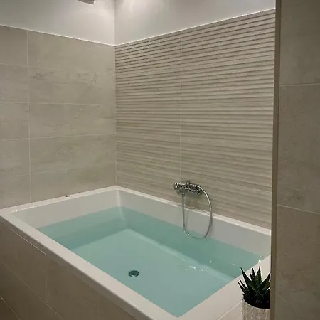 Attico Con Mini Piscina E Terrazza Διαμέρισμα Μπρίντιζι
