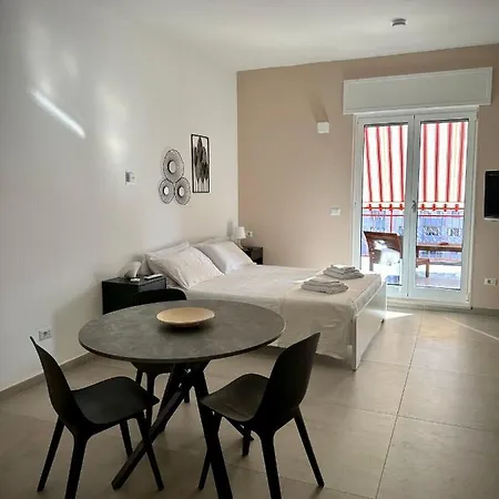 Attico Con Mini Piscina E Terrazza *