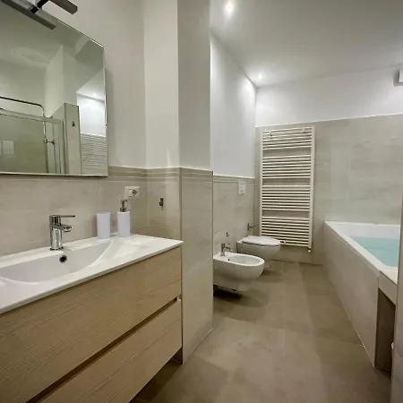 Attico Con Mini Piscina E Terrazza * Μπρίντιζι